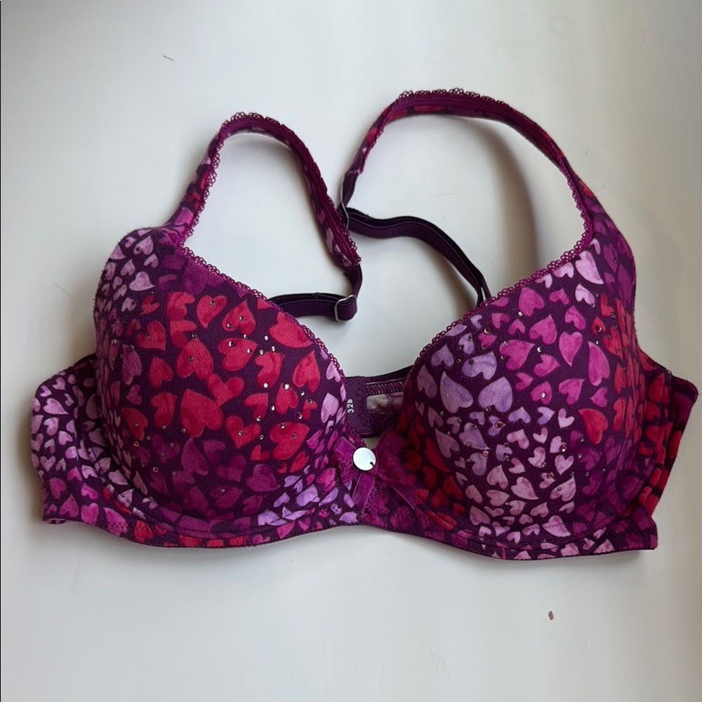 Victoria's Secret vintage lined demi bra. 32B with gemstone